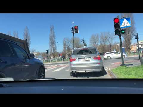 Jak zdać egzamin na Nowohuckiej wyjazd w prawo na hutę - przykładowy egzamin z tłumaczeniem