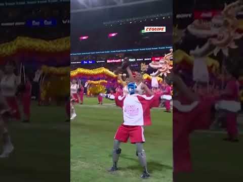 😅 À Hong Kong de rugby à 7, on a eu droit à un show avec des cheerleaders un peu spéciaux #shorts