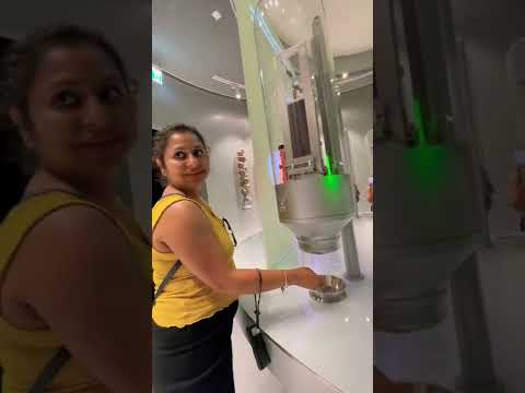 Most Expensive chocolate 🍫 taste to Lindt Chocolate factory #shorts #shortsvideo #chocolate #lindt