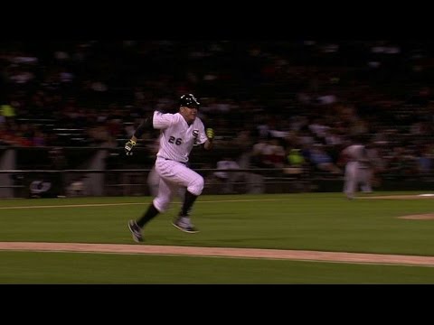 BOS@CWS: Garcia hits infield single to drive in Abreu