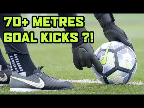 LEARN TO GET DISTANCE IN YOUR GOAL KICKS 🚀 | Keeper Tips | KitLab