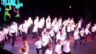 preview picture of video '1.a ja 12.a ühistöö Paide Ühisgümnaasiumi tantsuvõistlus 06.02.2014'