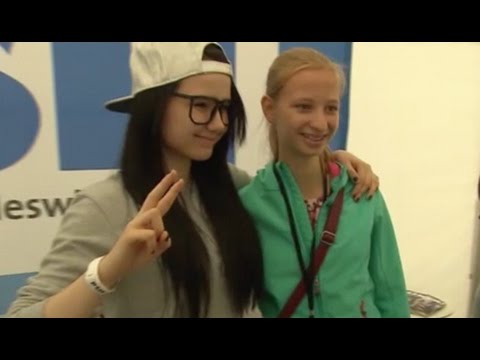 Meet & Greet: SAT.1 REGIONAL-Gewinnerin trifft Sängerin Jamie-Lee in Kiel