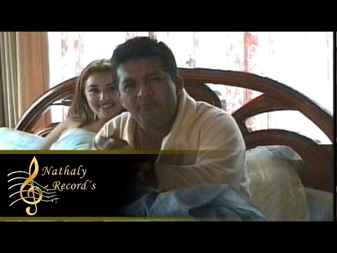 Maximo Escaleras - El Celular Ay Juepuchicas ( Video Oficial ) autor Hugo Ortega