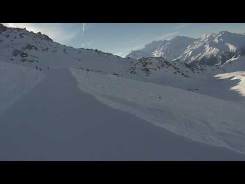 A Nidecker "The Donuts" carving snowboard - Clip No 1