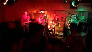 Bronze Radio Return -- Wolves