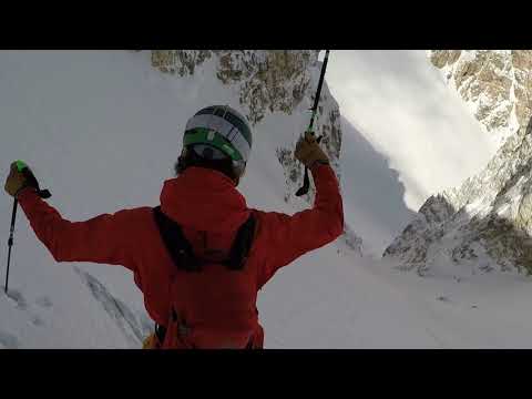 Skiing Steep Couloirs in Dolomiti