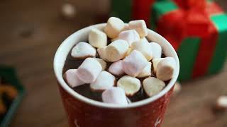 Kylie Minogue, Frank Sinatra - Santa Claus Is Coming To Town