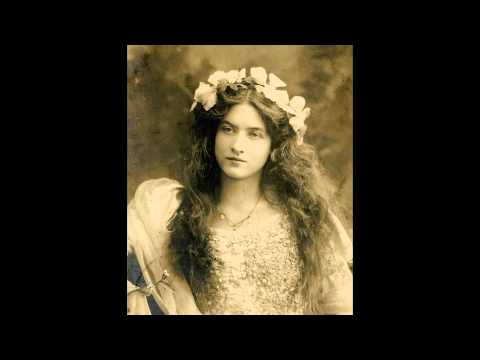 Ev'rything is Hotsy Totsy Now - California Ramblers (1925)