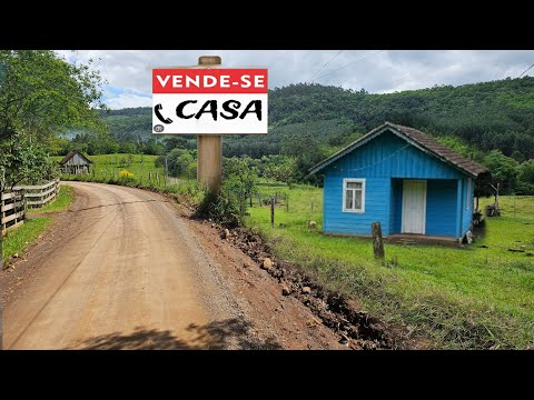 NO INTERIOR TEM  MUITAS  CASAS PRA VENDER 