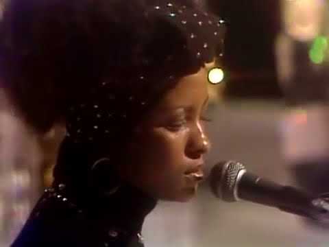 Sly & The Family Stone - The Midnight Special, Everybody Is A Star