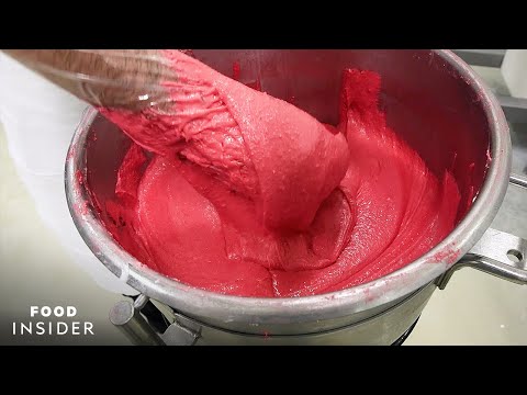 Como Ladurée faz milhões de macarons com uma receita de 130 anos | Insider Food