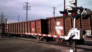 preview picture of video 'UNION PACIFIC--1W,1E, 2W at Caldwell, Idaho 10 17 '09'