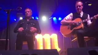 M-clan. Los periódicos de mañana acustico