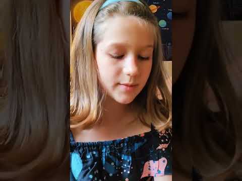 🌟 Stela și tatăl ei, Domnul Victor, pregătesc un cover song: "She chose me" al lui Randy Newman. 😍