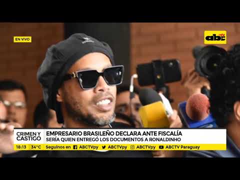 罪と罰：ロナウジーニョは虚偽の内容のパスポートを使用した (Crimen y Castigo:  Ronaldinho usó pasaporte con contenido falso)