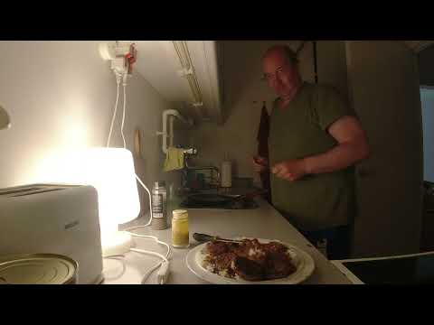 MongoTV_12604 - Min Aftensmad - 4 Mini HAKKEBØFFER Med RIS og BRUN SOVS