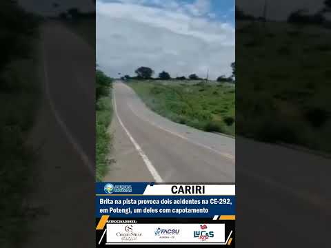 Brita na pista provoca dois acidentes na CE-292, um deles com capotamento