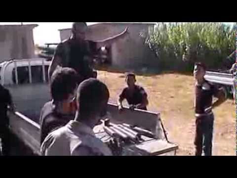 عملية تجهيز صواريخ محلية الصنع من قبل كتيبة أحرار العشارنة في ريف حماة