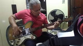 Video thumbnail for Contrabaixo Sonelli Violitarra década de 70 by Marcelo Assis