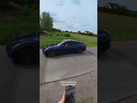 że takie fury w Gorzowie? 😮‍💨👌🏻 #jazdakonna #porsche #samochód #dc  #jeździectwo #konie #galop
