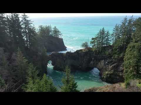 Oregon USA in 4K (Losing my Religion - feat Polina Vita)