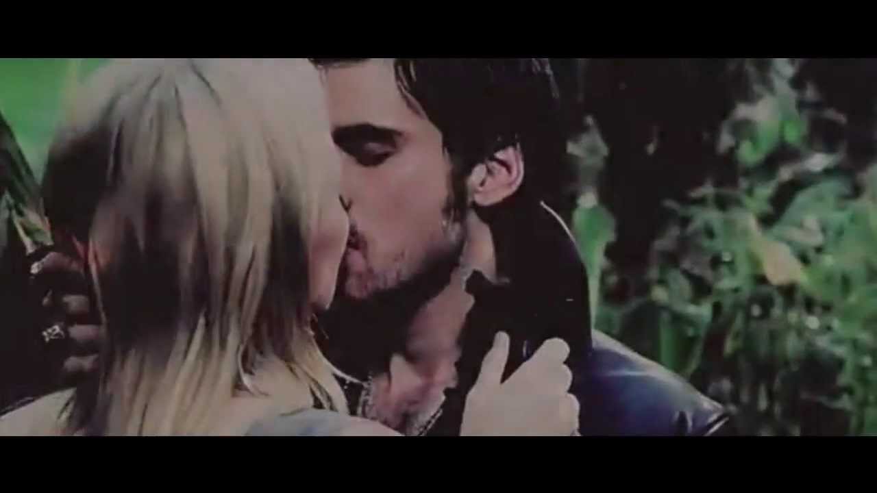 Hook & Emma | Look for the moments