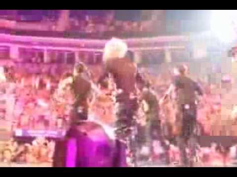 130907 - Beast/Beautiful @Musicbank Istanbul