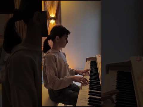 Birisine Piano Performance Video