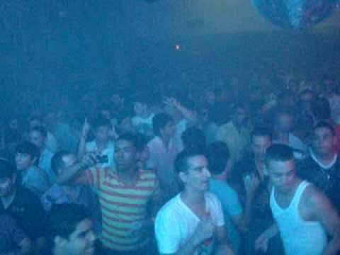 Antoine Clamaran en LuLú