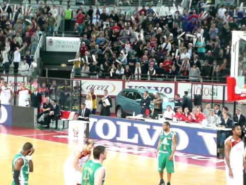 Lottomatica Virtus Roma-Montepaschi Siena - Tripla decisiva di Luca Vitali, fine della partita