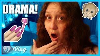 NAIL SALON DRAMA! + STRANGER THINGS 2 | Desert Mermaid 🌵| Disabled Youtuber ♿