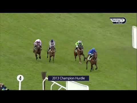 Hurricane Fly! Regaining his Champion Hurdle crown in 2013 under Ruby Walsh ☘