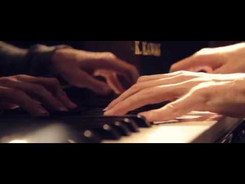 AZZIS MIT HERZ - Deine Chance (Official Music Video HD)