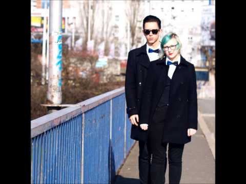 Side Project (Luka & Anja) - Old Yellow Bricks (Arctic Monkeys cover)