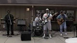 Amelda Mikes - We Close Our Eyes (live GBD Roselle IL)