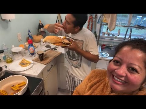 Desayuno delicioso 😋 😋🔴