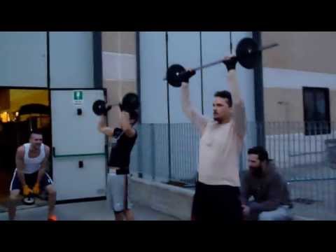 Workout in esterna del fight team della palestra Bodyplanet!