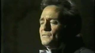 Johnny Cash sings "The Prisoners Song"