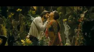 Deepika Padukone kissing scenes from Ramleela  - D