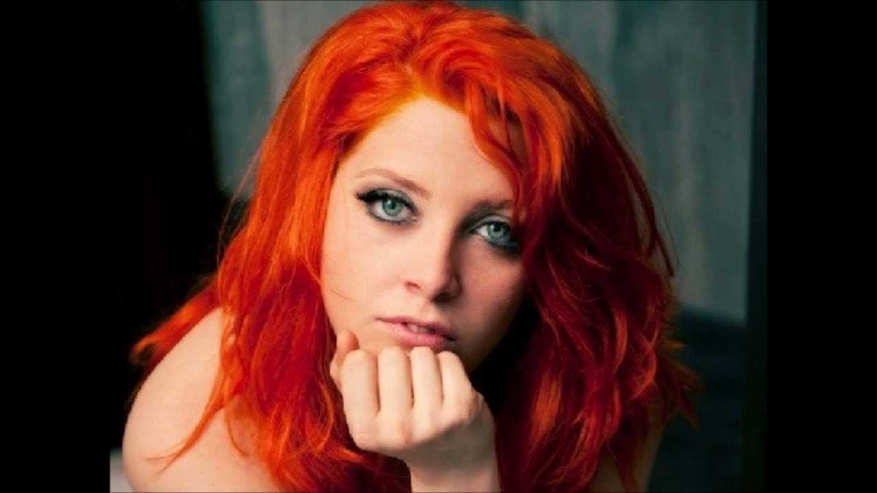 Watch Now Noemi - Sono solo parole Noemi - Sono solo parole