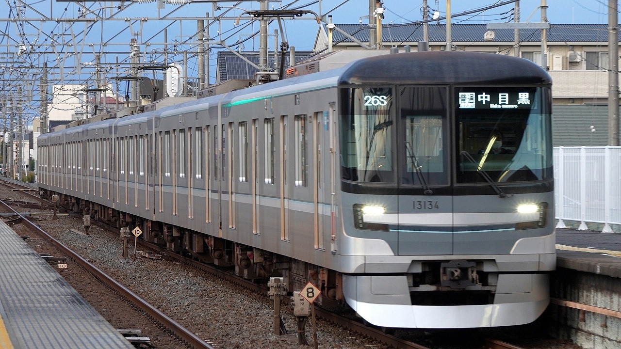 【4K60P】【PMSM】東京メトロ日比谷線13000系電車(1次車:三菱IGBT-VVVF)(2次車:三菱フルSiC適用-VVVF)到着・発車シーン集+乗車動画(走行音) 2026.1