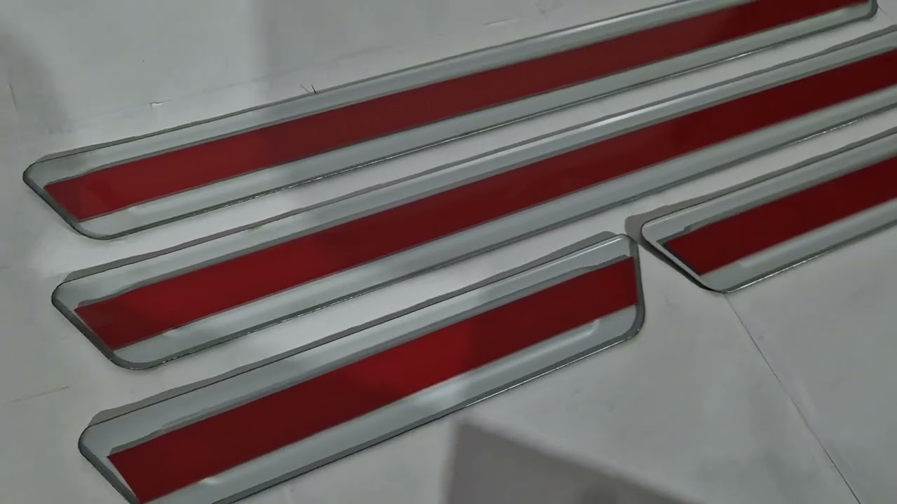 Универсальные накладки на пороги Renault V-3 (4 шт., нержавейка) Video 1