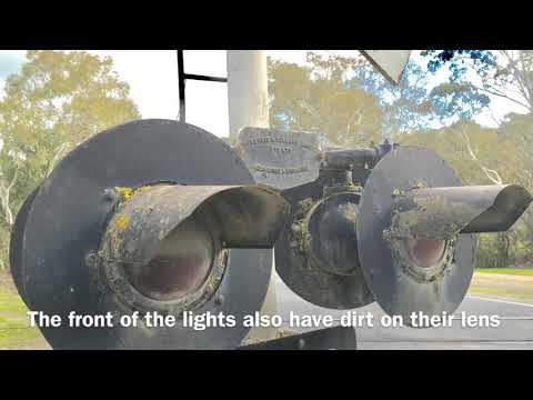Crossing and signals on the disused Mt Barker - Mt Barker Junction Railway