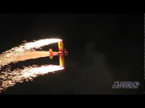 Aero-TV: EAA's Night Airshow - Lighting up the Night Sky at AirVenture 2011