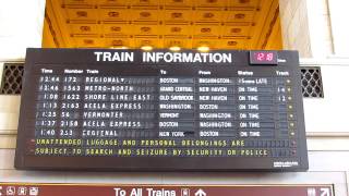 preview picture of video 'New Haven CT Amtrak Station Solari Board'