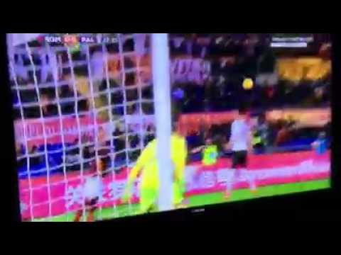 Edin Džeko - EPIC FAIL ! [ Roma - Palermo ]