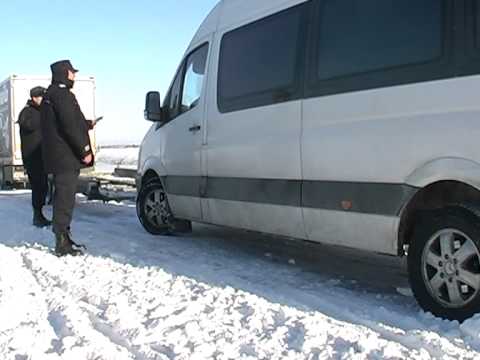 Misiune umanitara a jandarmilor la casele de batrani din Ulmeni si Stalpu