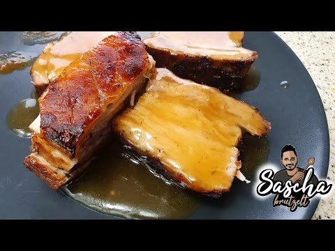Knuspriger UND saftiger Schweinebraten samt SAUCE | Sascha brutzelt