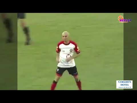 Relembre o dia que Ribinha, pelo Icasa, massacrou o Vitória da Bahia.